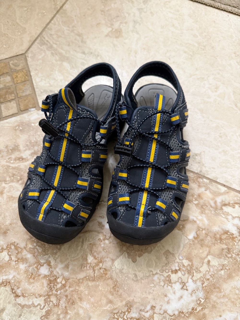 Arizona Jean Company Navy and Yellow Kids Sandals
